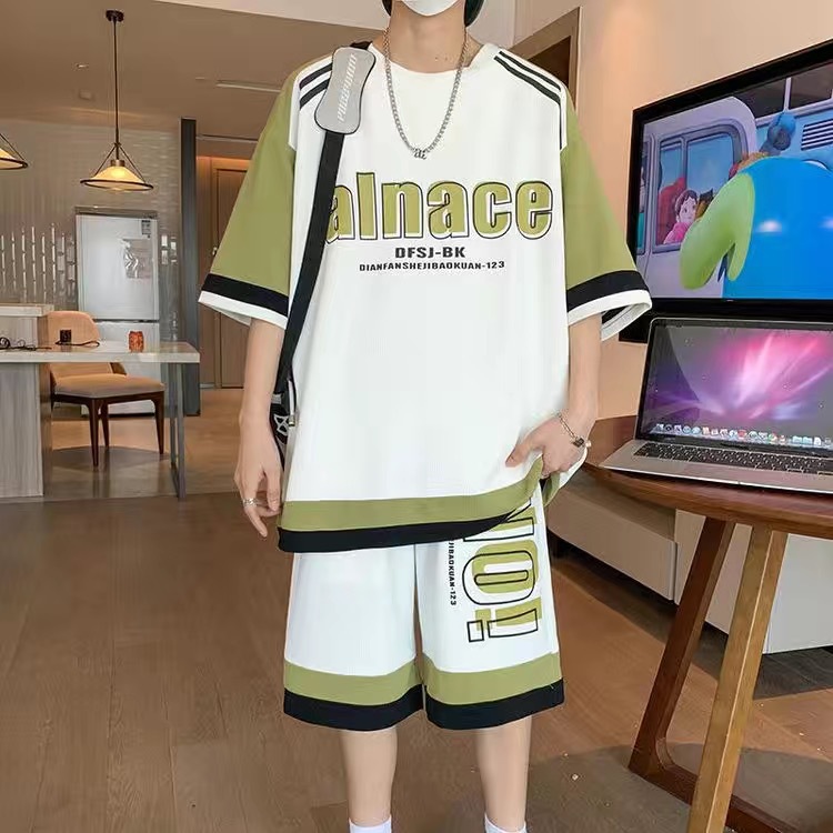 Completo Sportivo Casual da Uo - Mens Fashion Streetwear recensione e prezzo