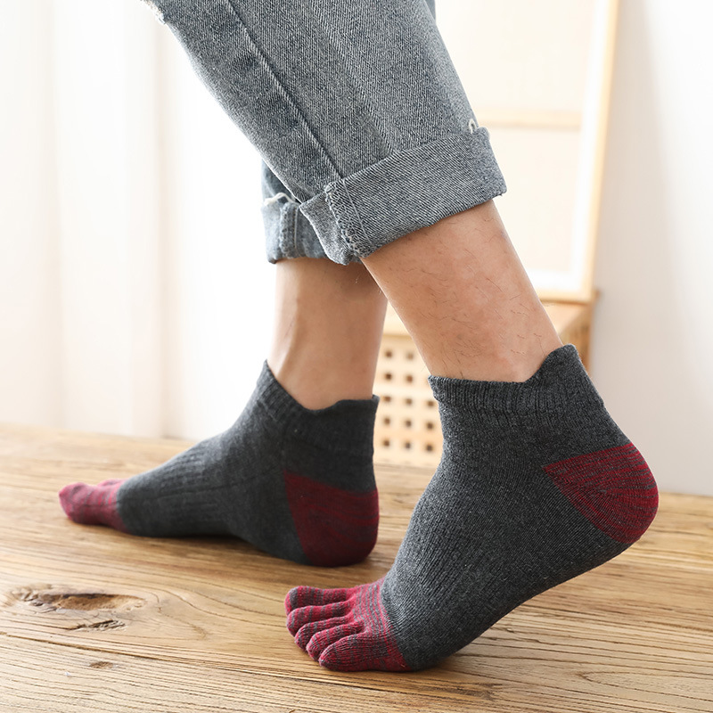 5 paia di calzini colorati da  - Men'S Fashion Quarter Socks recensione e prezzo