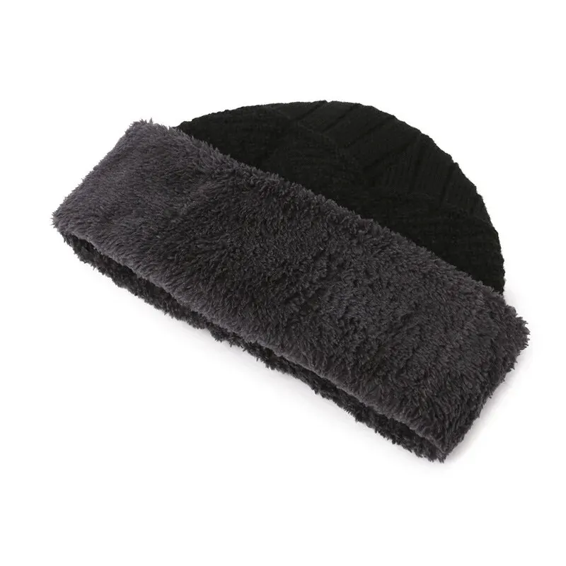 Scollo in tre pezzi, cappello  - Men'S Fashion Websites recensione e prezzo